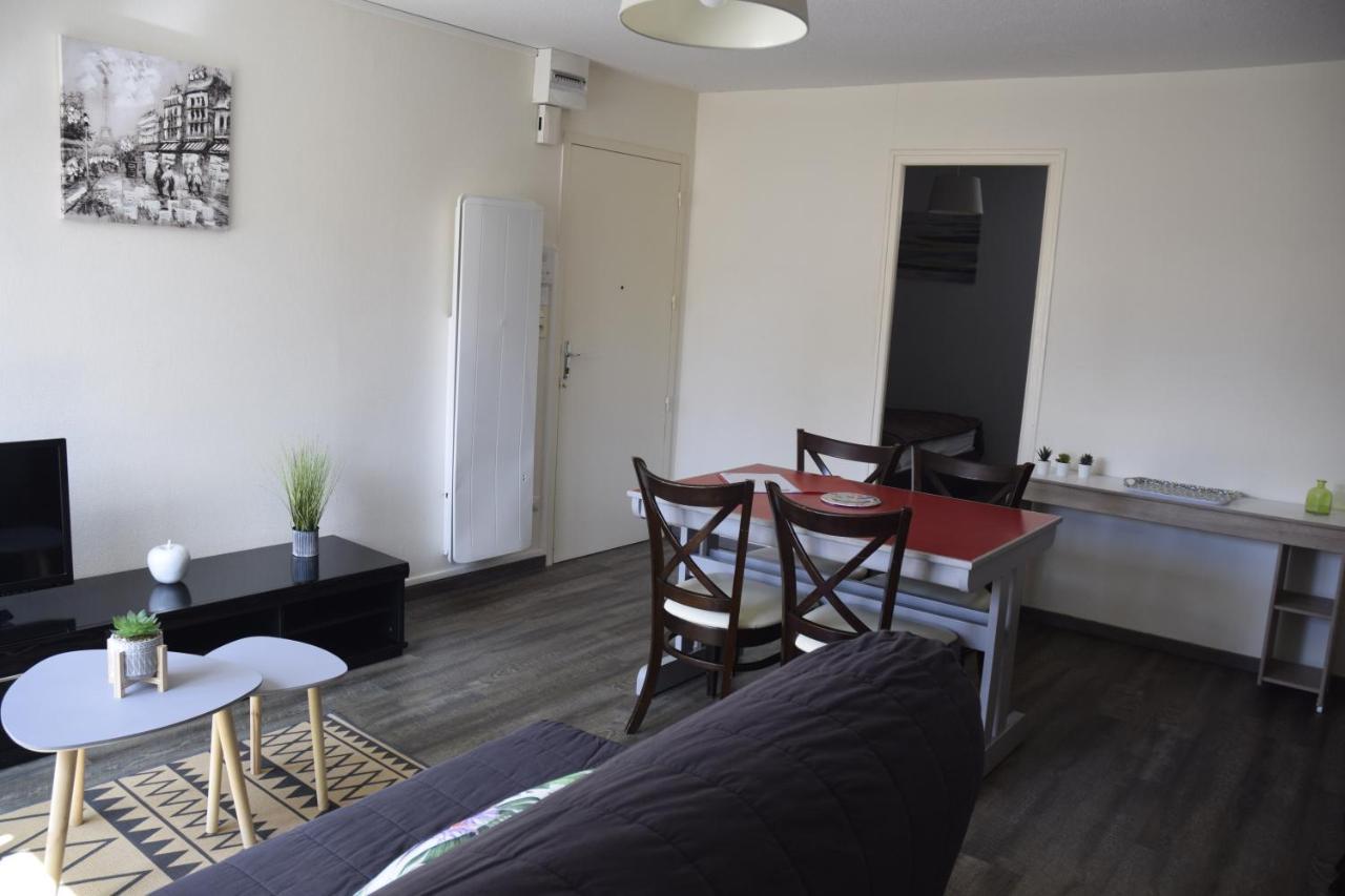 Appart-Alma Saint-Laurent-sur-Sevre Exterior photo