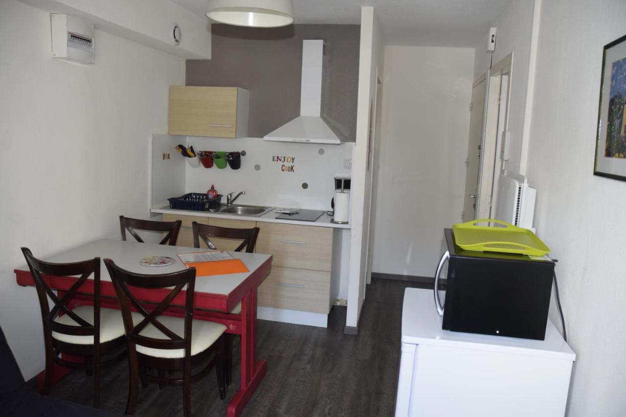 Appart-Alma Saint-Laurent-sur-Sevre Exterior photo