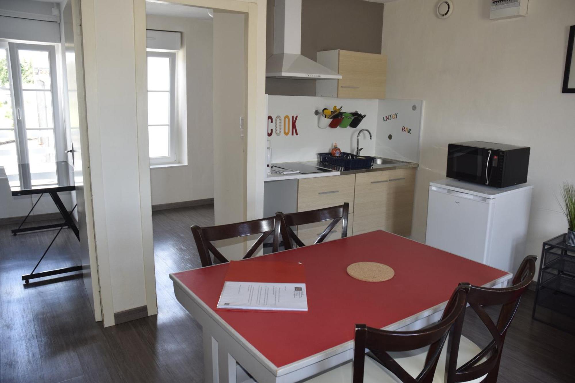 Appart-Alma Saint-Laurent-sur-Sevre Exterior photo